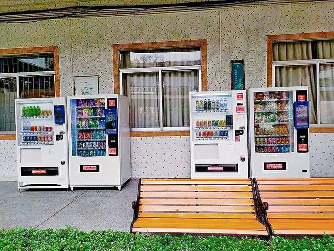 谢岗工厂泡面零食饮料机免费投放合作东莞自动售货机厂家